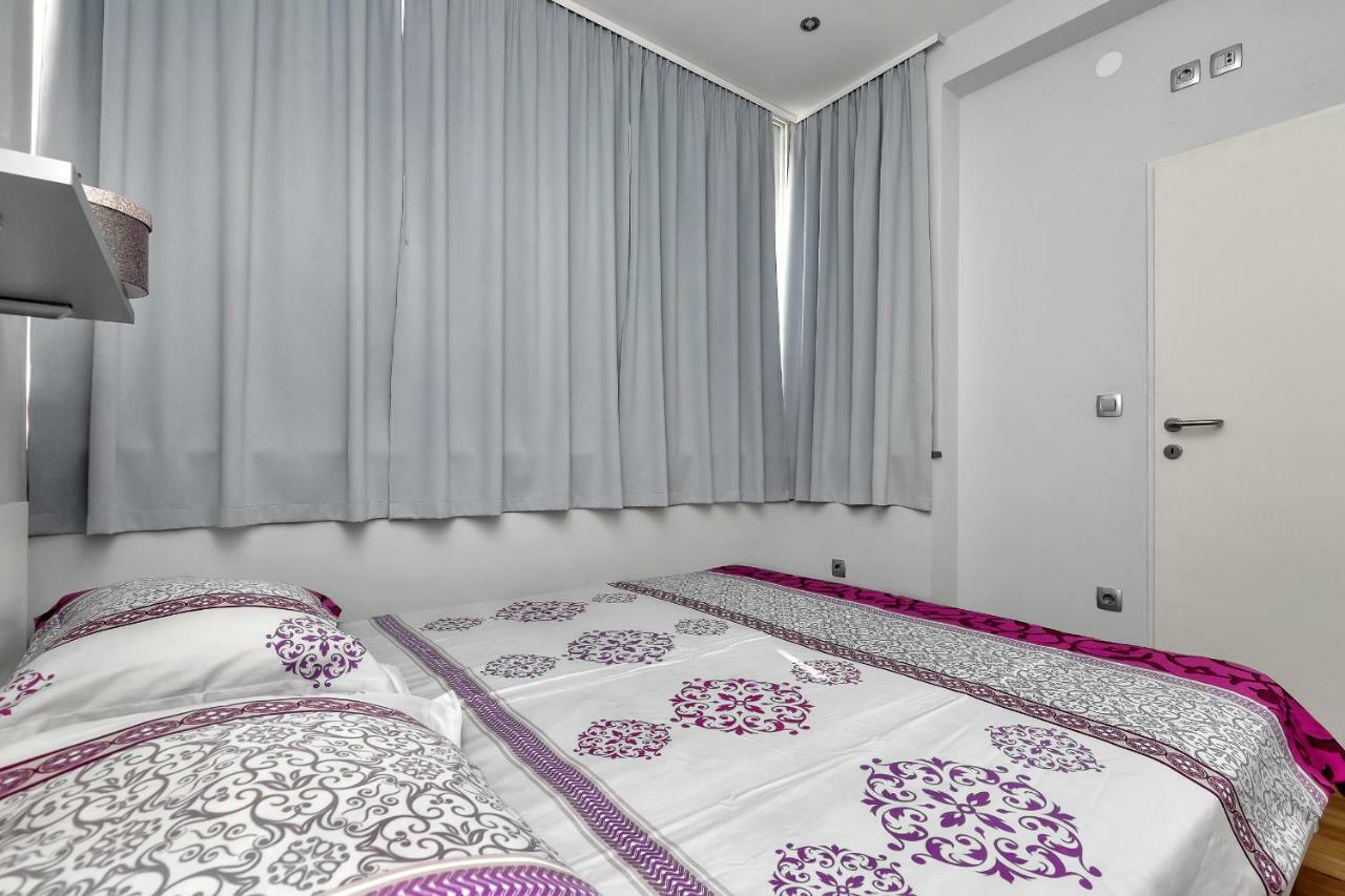 Apartments Buljan Makarska Extérieur photo